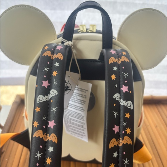 NWT Disney Loungefly Halloween Minnie Ghost Backpack - Picture 6 of 15
